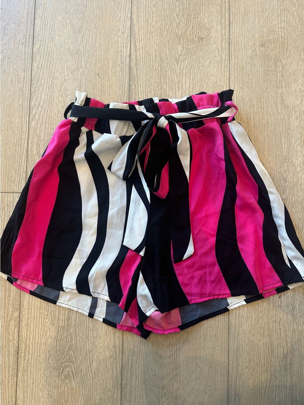 SHEIN Shorts Set - Picture 8 of 13